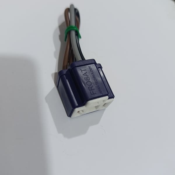 SOQUET LILA 1RA  ORIGINAL DE H4 Y  FLASHER ( 3 salidas)