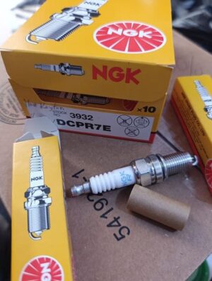 BUJIA NGK DCPR7E 1 Elect  KEYTON JUPITER SUZUKI LLAVE 16 rosca 12