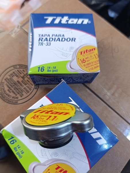 TAPA DE RADIADOR  (TITAN TR-33) 1-1   16 libras