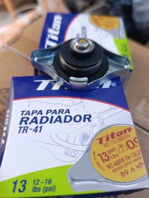 TAPA DE RADIADOR  (TITAN TR-41) 09- 13 libras