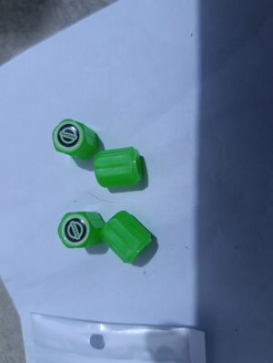 TAPA AIRE DE LLANTA >fosforecente< TOYOTA NISSAN SUZUKI