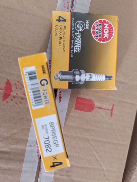BUJIA NGK BKR5EGP PLATINIUM Llave 16